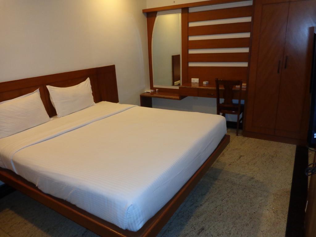 Sanu International Hotel Namakkal Bagian luar foto