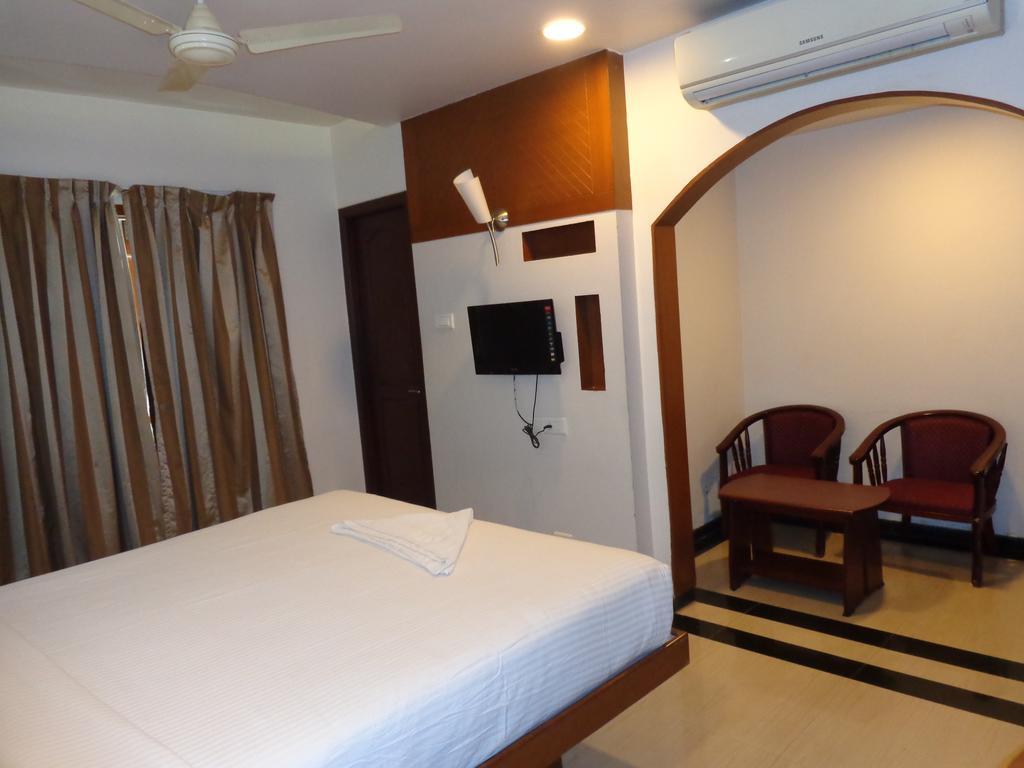 Sanu International Hotel Namakkal Ruang foto