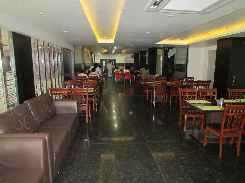 Sanu International Hotel Namakkal Bagian luar foto