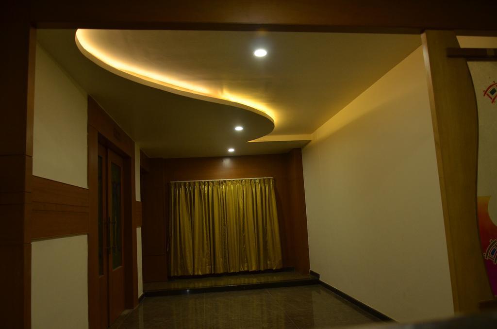Sanu International Hotel Namakkal Bagian luar foto