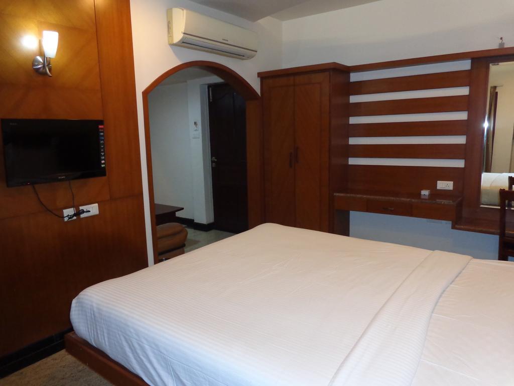 Sanu International Hotel Namakkal Bagian luar foto