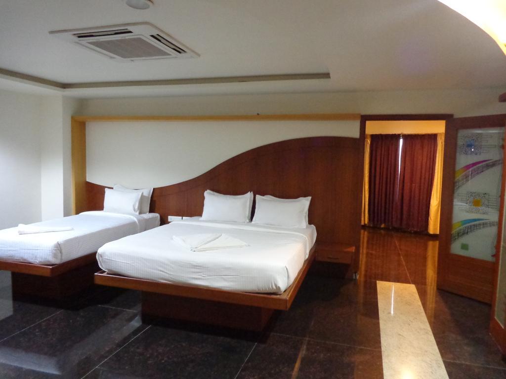 Sanu International Hotel Namakkal Bagian luar foto