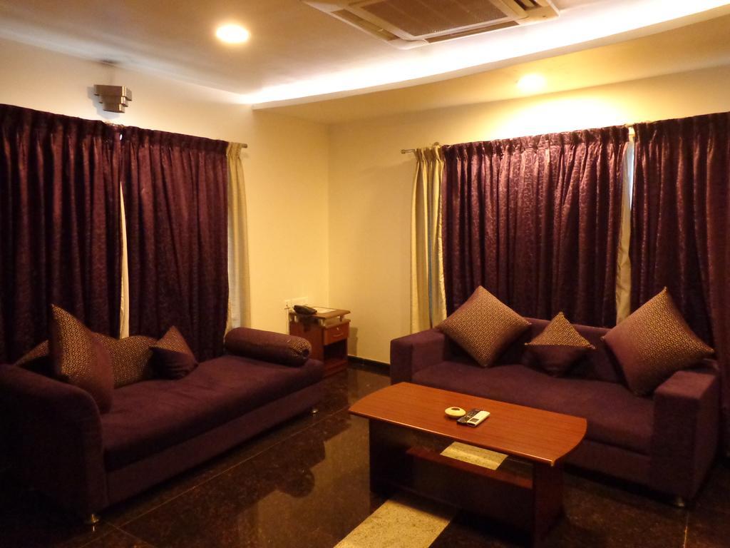 Sanu International Hotel Namakkal Bagian luar foto