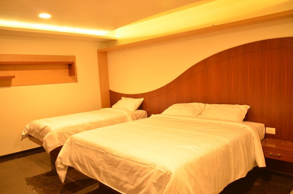 Sanu International Hotel Namakkal Bagian luar foto
